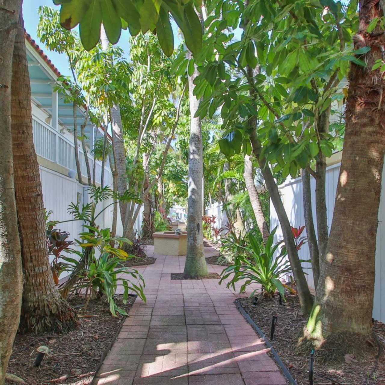 برادنتون بيتش Tortuga Inn Beach Resort Unit #229 المظهر الخارجي الصورة